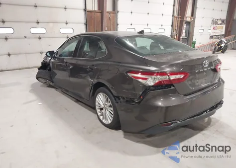 2019 Toyota Camry Hybrid Xle from USA, damaged, VIN 4T1B21HK3KU010978